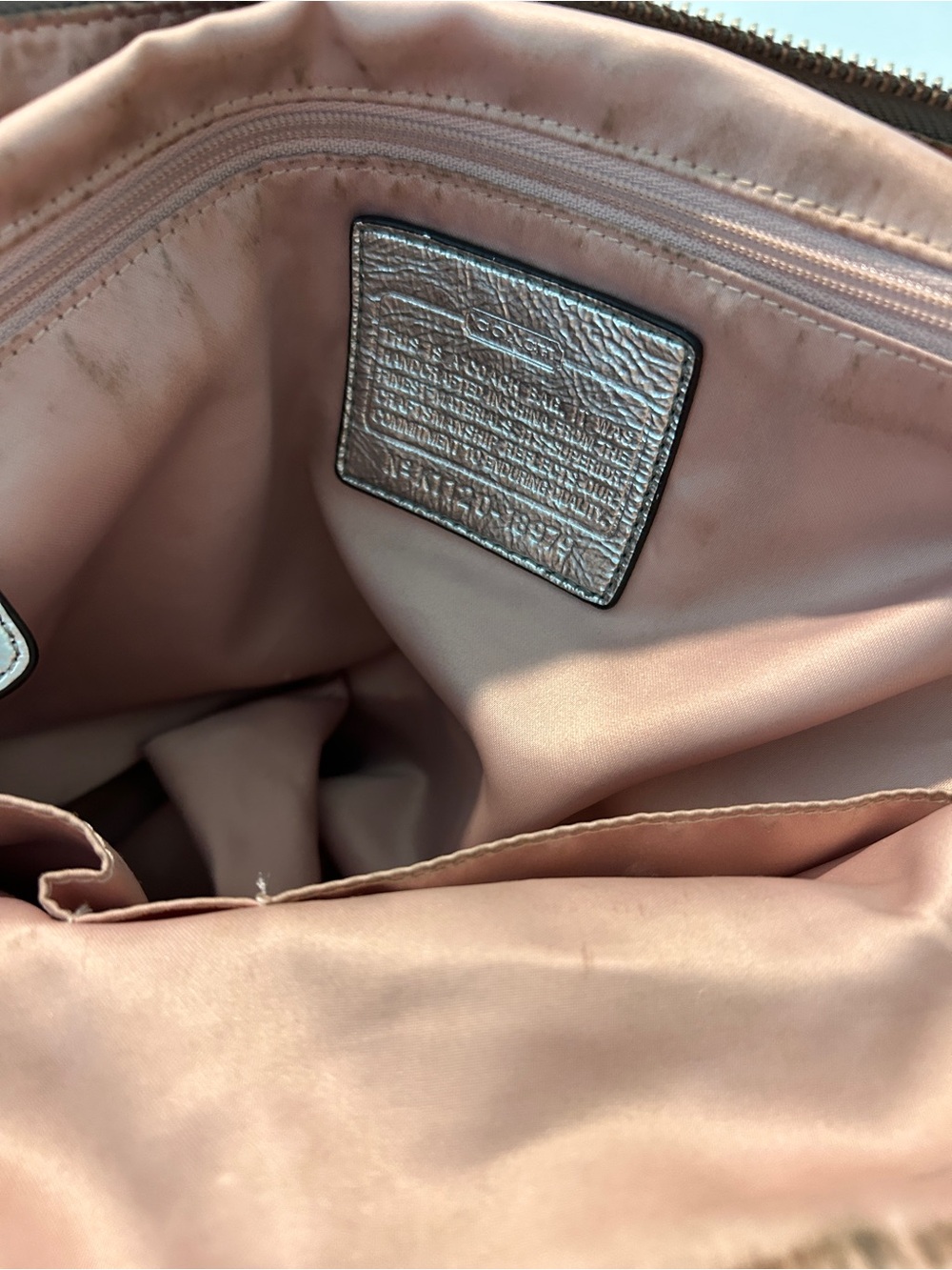Coach Poppy Glam Tote Women's Signature in silver Taupe - Picture 7 of 7